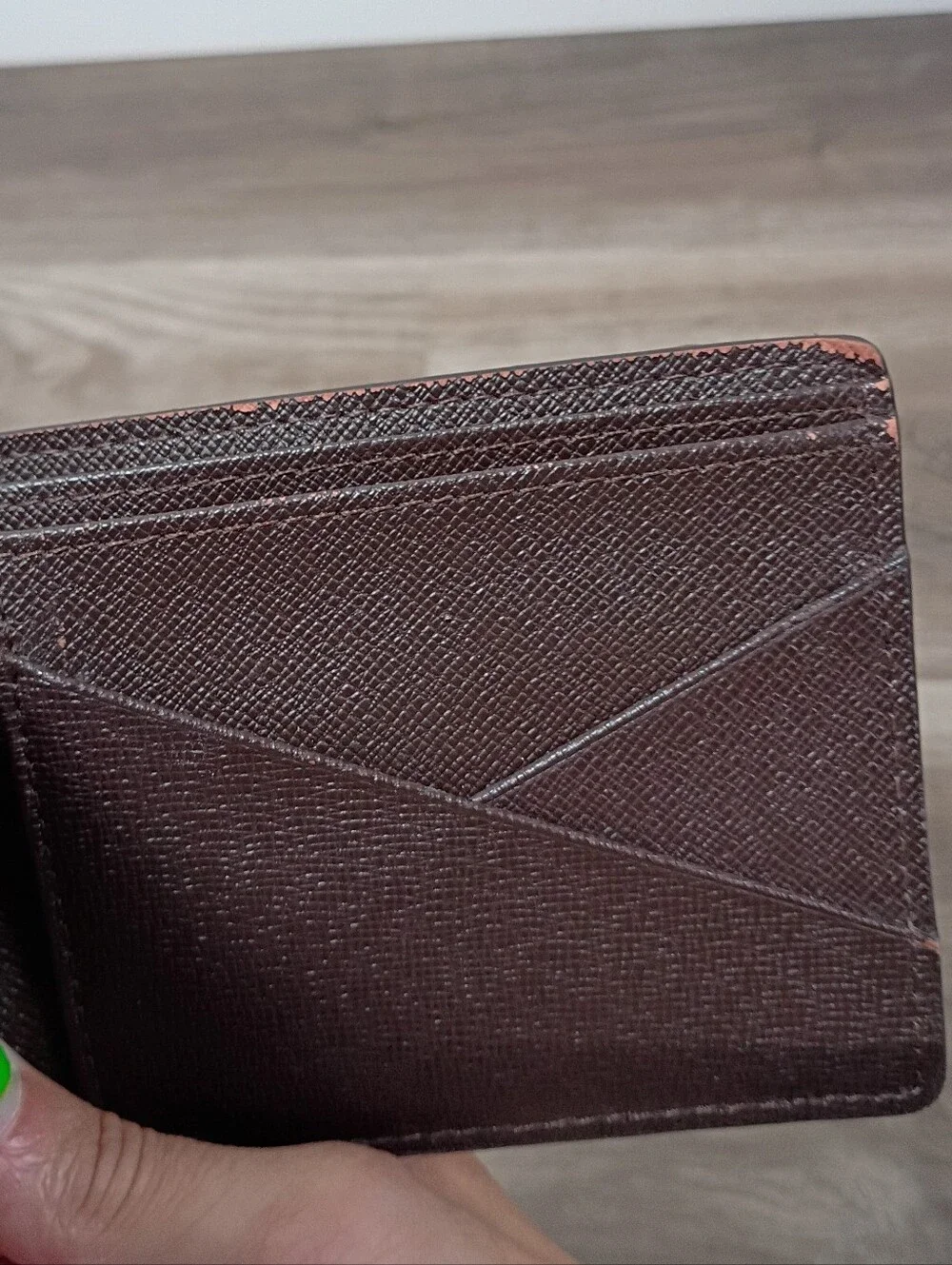 Louis Vuitton Mens Brown Damier Checkered Pebbled Leather Bifold Wallet MI0221